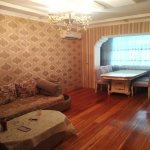 Kirayə (aylıq) 4 otaqlı Köhnə Tikili, Əhmədli metrosu, Xətai rayonu 2