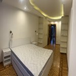 Kirayə (aylıq) 4 otaqlı Köhnə Tikili, 28 May metrosu, A.S.Puşkin parkı, Səbail rayonu 7