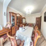 Продажа 4 комнатная Вторичка, 18-й микрорайон район 7