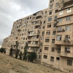 Продажа 3 комнат Вторичка, İnşaatçılar метро, пос. Йени Ясамал, Ясамал район 1