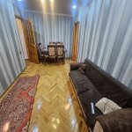 Kirayə (aylıq) 3 otaqlı Köhnə Tikili, İnşaatçılar metrosu, Yasamal qəs., Yasamal rayonu 1