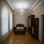 Satılır 8 otaqlı Həyət evi/villa, Badamdar qəs., Səbail rayonu 11