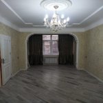 Satılır 2 otaqlı Köhnə Tikili, Memar Əcəmi metrosu, 4-cü mikrorayon, Nəsimi rayonu 1