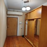 Kirayə (aylıq) 3 otaqlı Köhnə Tikili, Xalqlar dostluğu metrosu, Nizami rayonu 12