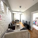 Kirayə (aylıq) 3 otaqlı Yeni Tikili, Neftçilər metrosu, 8-ci kilometr, Nizami rayonu 1