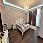 Satılır 8 otaqlı Həyət evi/villa, Badamdar qəs., Səbail rayonu 5