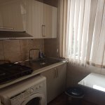 Продажа 2 комнатная Вторичка, İnşaatçılar метро, Ясамал район 5