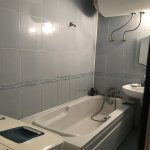 Kirayə (aylıq) 3 otaqlı Köhnə Tikili, 8-ci mikrorayon, Binəqədi rayonu 8