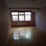 Kirayə (aylıq) 3 otaqlı Köhnə Tikili, Elmlər akademiyası metrosu, Yasamal rayonu 8