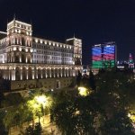 Kirayə (günlük) 3 otaqlı Köhnə Tikili, Səbail rayonu 1