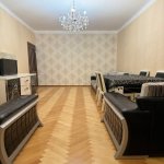 Kirayə (aylıq) 3 otaqlı Köhnə Tikili, Gənclik metrosu, Böyükşor qəs., Nərimanov rayonu 12