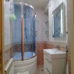 Kirayə (aylıq) 4 otaqlı Köhnə Tikili, Sahil metrosu, Səbail rayonu 19