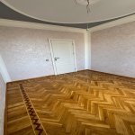 Продажа 4 комнат Вторичка, м. Эльмляр Академиясы метро, Ясамал район 2
