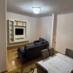 Kirayə (aylıq) 4 otaqlı Köhnə Tikili, Xalqlar dostluğu metrosu, Nizami rayonu 1