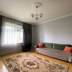 Kirayə (aylıq) 3 otaqlı Köhnə Tikili Qax 4
