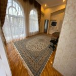 Kirayə (aylıq) 10 otaqlı Həyət evi/villa, Elmlər akademiyası metrosu, Badamdar qəs., Səbail rayonu 9