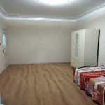 Kirayə (aylıq) 3 otaqlı Köhnə Tikili, Azadlıq metrosu, 8-ci mikrorayon, Binəqədi rayonu 8