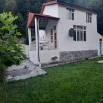 Kirayə (günlük) 6 otaqlı Həyət evi/villa Qax 1