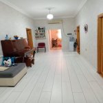 Satılır 4 otaqlı Həyət evi/villa, İnşaatçılar rayonu 12