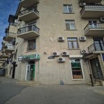 Kirayə (aylıq) 3 otaqlı Köhnə Tikili, Elmlər akademiyası metrosu, Yasamal rayonu 1