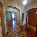 Kirayə (aylıq) 4 otaqlı Köhnə Tikili, Qara Qarayev metrosu, Nizami rayonu 14