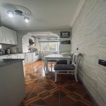 Продажа 3 комнатная Вторичка, м. Нефтчиляр метро, 8-ой километр, Низаминский р-н район 8