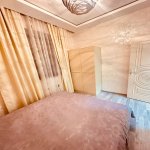 Посуточно 2 комнатная Новостройка Хырдалан 5