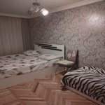 Kirayə (günlük) 3 otaqlı Köhnə Tikili Gəncə 3