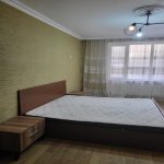 Аренда 3 комнатная Вторичка, İnşaatçılar метро, пос. Ясамал, Ясамал район 10