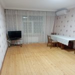 Kirayə (aylıq) 3 otaqlı Köhnə Tikili, Əhmədli metrosu, Əhmədli, Xətai rayonu 2