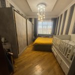 Продажа 2 комнатная Вторичка, 3 двор район 5