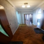 Продажа 3 комнатная Вторичка, м. Эльмляр Академиясы метро, пос. Ясамал, Ясамал район 11