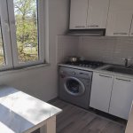 Продажа 2 комнатная Вторичка, 1-ый микрорайон район 14