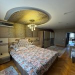 Продажа 3 комнат Вторичка, м. Автовокзал метро, 9-ый микрорайон, Бинагадинский р-н район 1