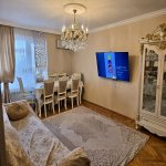 Satılır 3 otaqlı Köhnə Tikili, Memar Əcəmi metrosu, Qızıl Tac restoranı, Nəsimi rayonu 1