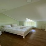 Посуточно 5 комнатная Дома/Виллы Гябяля 21