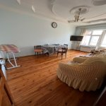 Satılır 3 otaqlı Köhnə Tikili, Neftçilər metrosu, 8-ci kilometr, Nizami rayonu 1