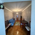 Kirayə (aylıq) 3 otaqlı Köhnə Tikili, Gənclik metrosu, 8-ci mikrorayon, Binəqədi rayonu 1