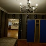 Kirayə (aylıq) 3 otaqlı Köhnə Tikili, Neftçilər metrosu, Nizami rayonu 8