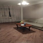 Kirayə (aylıq) 3 otaqlı Köhnə Tikili, Həzi Aslanov metrosu, H.Aslanov qəs., Xətai rayonu 1