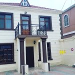 Satılır 4 otaqlı Həyət evi/villa, Səbail rayonu 1