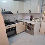 Продажа 2 комнат Вторичка, İnşaatçılar метро, пос. Йени Ясамал, Ясамал район 3