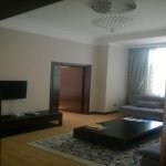 Kirayə (aylıq) 4 otaqlı Köhnə Tikili, İçərişəhər metrosu, Səbail rayonu 2