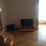 Kirayə (günlük) 4 otaqlı Köhnə Tikili, Sahil metrosu, Səbail rayonu 8