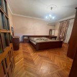 Kirayə (aylıq) 3 otaqlı Köhnə Tikili, 28 May metrosu, Nəsimi rayonu 1