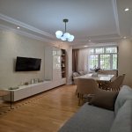 Satılır 4 otaqlı Köhnə Tikili, Neftçilər metrosu, Nizami rayonu 2