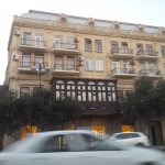 Kirayə (aylıq) 3 otaqlı Köhnə Tikili, İçərişəhər metrosu, Səbail rayonu 1