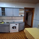 Kirayə (aylıq) 4 otaqlı Köhnə Tikili, Xətai metrosu, Ali Məhkəmə, Xətai rayonu 13
