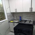 Kirayə (aylıq) 3 otaqlı Köhnə Tikili, Elmlər akademiyası metrosu, İncəsənət və Mədəniyyət Un., Yasamal rayonu 12