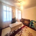 Продажа 4 комнатная Вторичка, м. Нефтчиляр метро, Низаминский р-н район 1